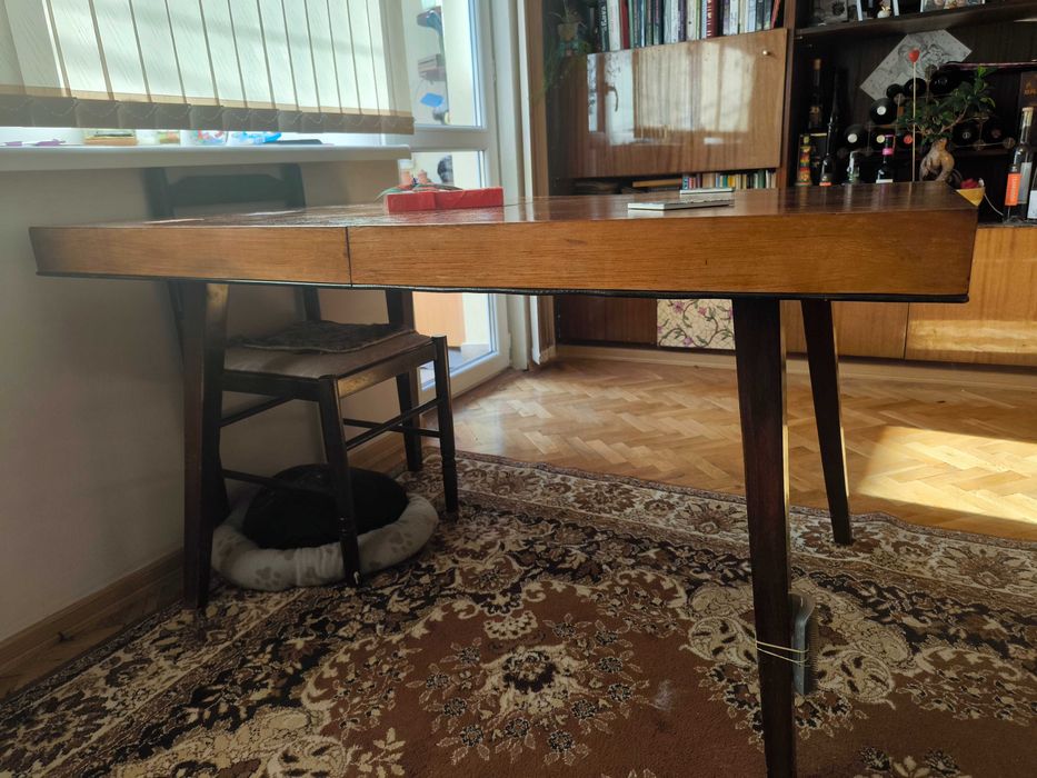 Трапезна маса дърво от 80те