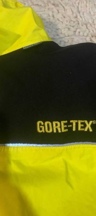 Gore-texветровка
