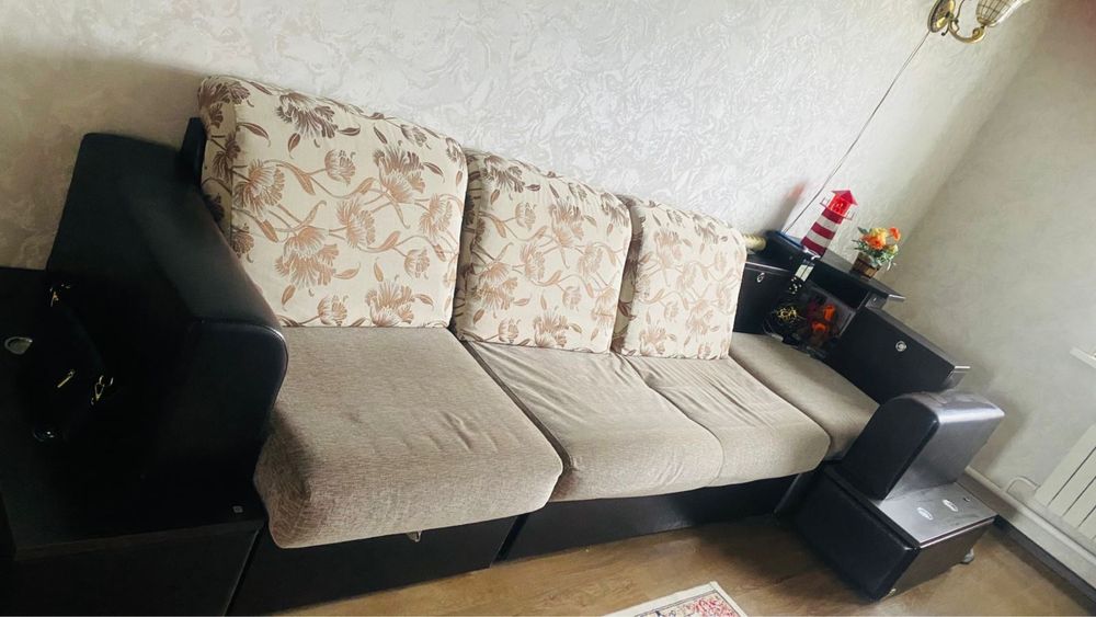 Диван сатылады срочно