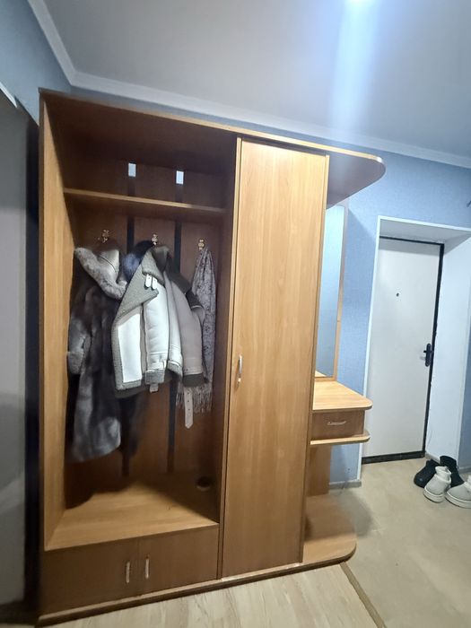 Прихожка шкаф сатылады