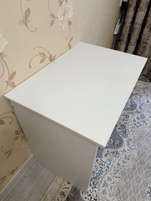 Стол компьютерный IKEA