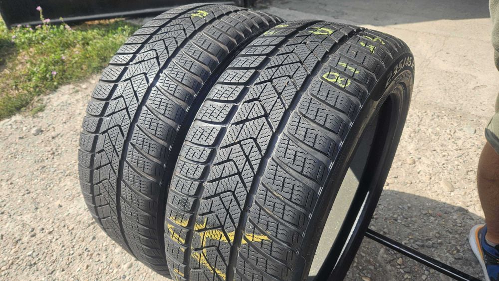 235/45 R18 • Iarna • Pirelli Sottozero 3 TO Elect PNCS 98V | 2 buc | DOT 2023 | Pret/buc