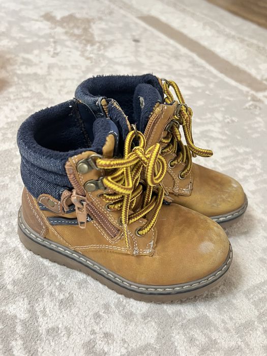 Продам детские вещи