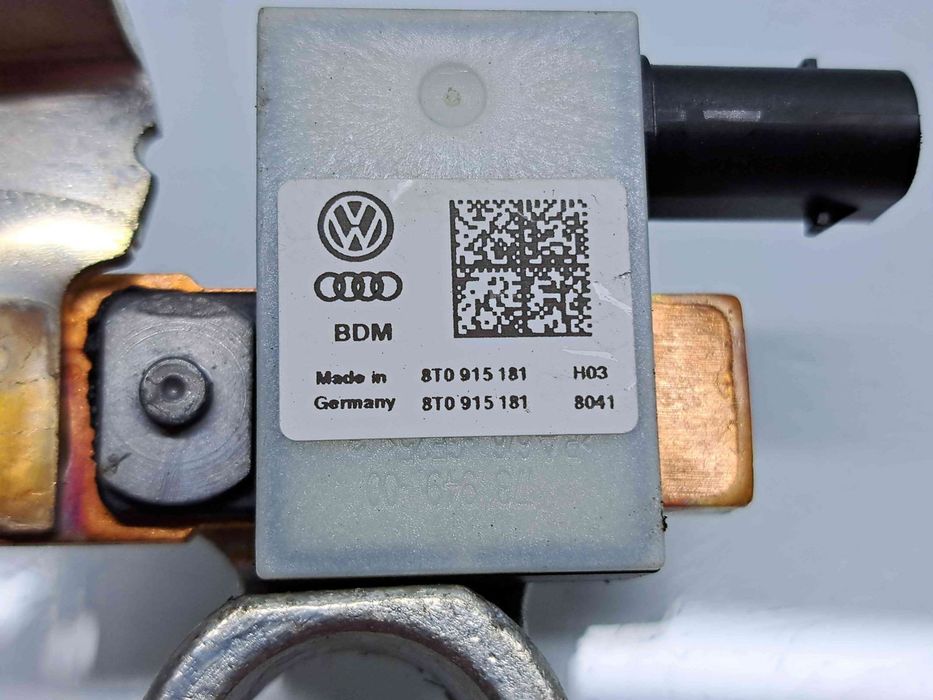 Borna baterie (-) AUDI A6 (4G5, C7) [Fabr 2011-2017] 8T0915181