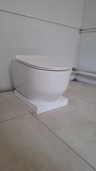 Унитазы раковины мебель ванны