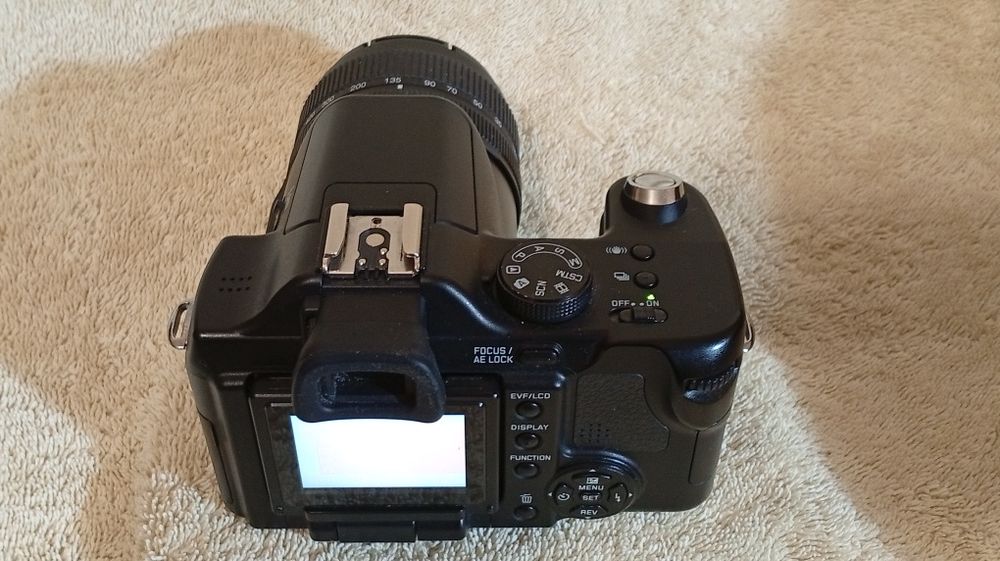 Aparat foto Leica V Lux 1