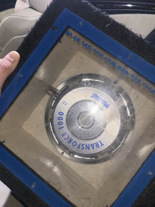 Vand subwoofer magnat 1000