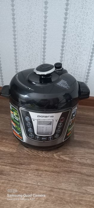 Мултиварка в хорошем состоянии