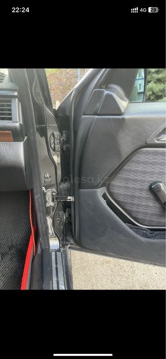 Mersedes W124 дорест