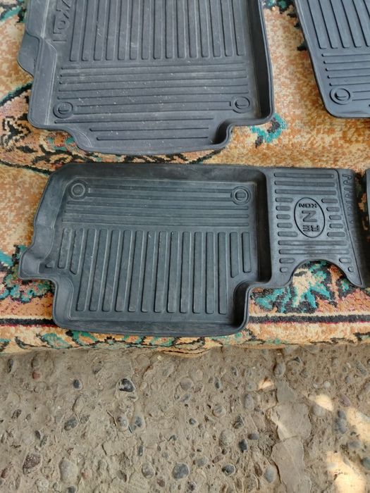 Продаются полики от Спарк