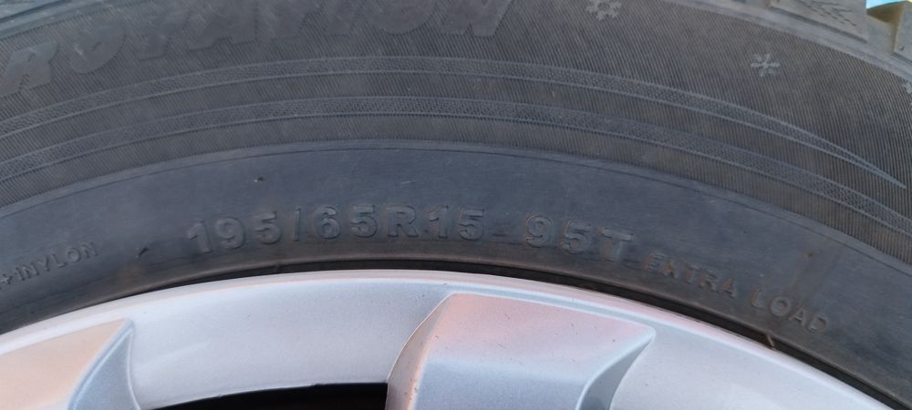 Зимняя шипованые шины R 15