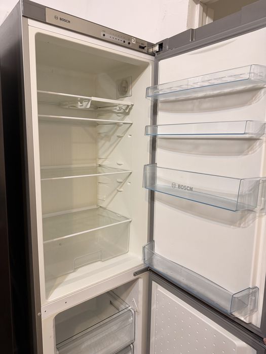 Холодильник на продажу