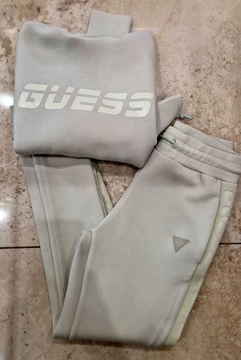 Екип Guess оригинален