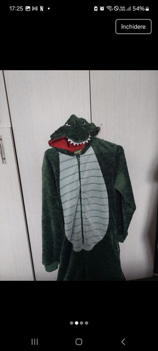 Salopetă dinozaur Primark, verde, onesie, XS, nouă
