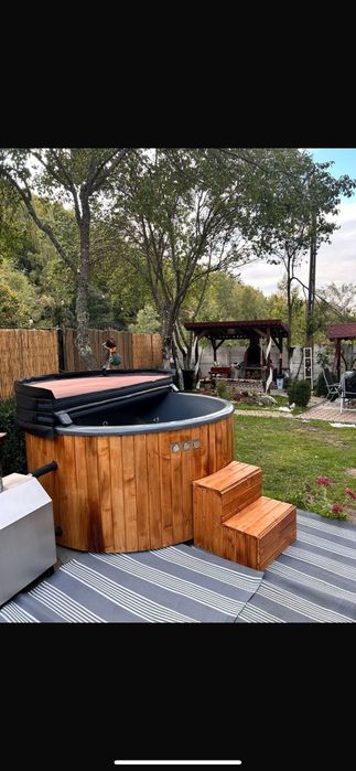 Ciubăr jacuzi patrat sau rotund 10 pers