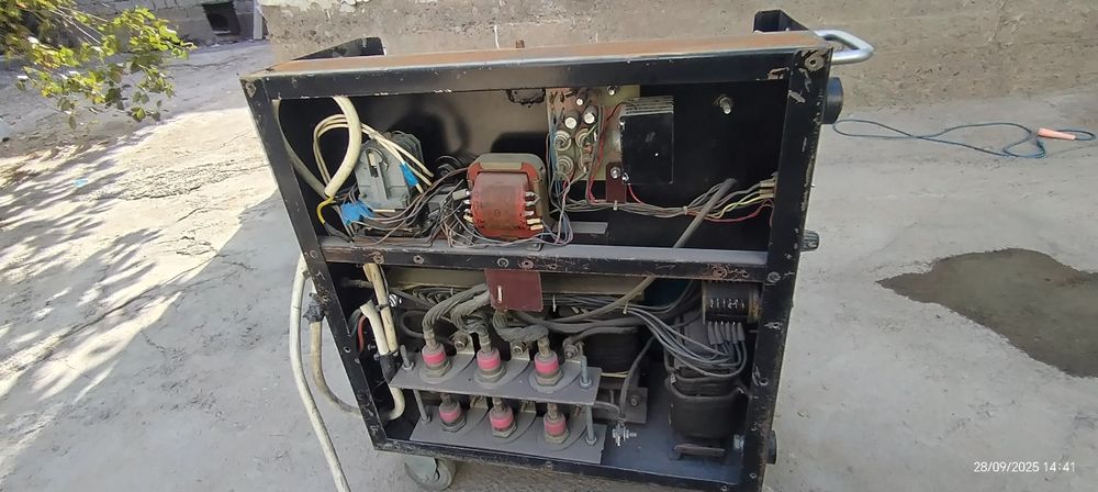 Сварочный аппарат БТ-160 Инвертор