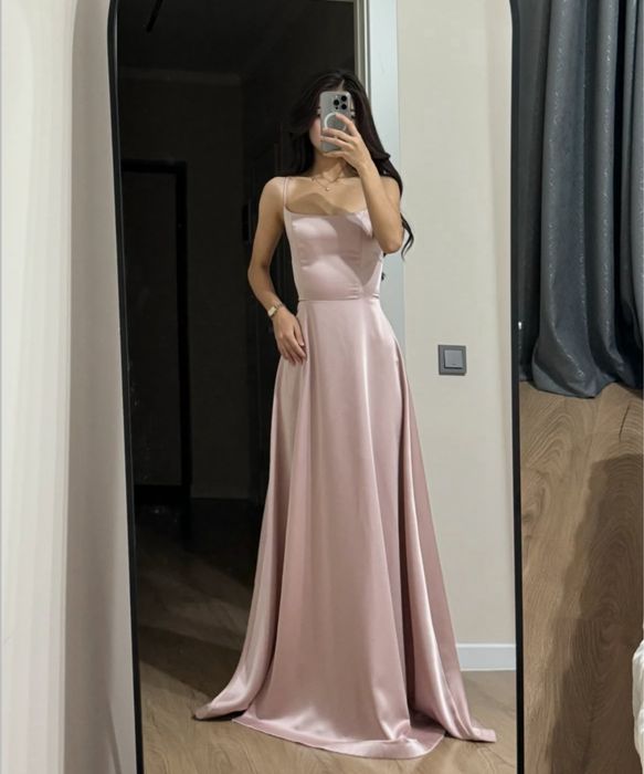 Продам платья