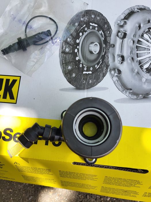 Помпа за съединител OPEL VECTRA C - чисто нова