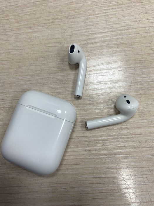 Airpods 2 в отличном состоянии