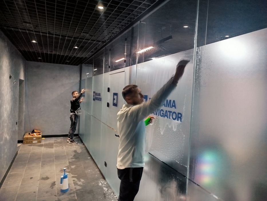 Пленка матовая туманка тонировка офис ва здания 24/7