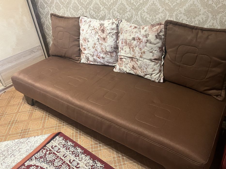 Продается диван тахта
