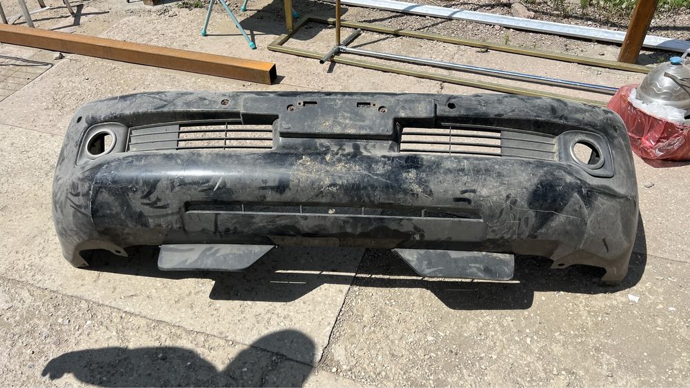 Продам бампер прадо 150