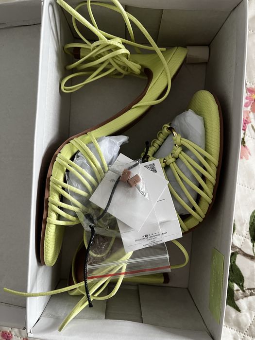 Sandale de vara cu toc