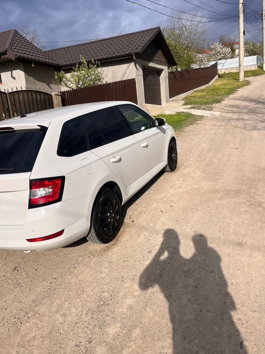 SKODA Fabia 2021 — imagine 4
