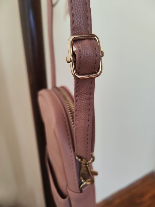 Чантичка за телефон и портмоне