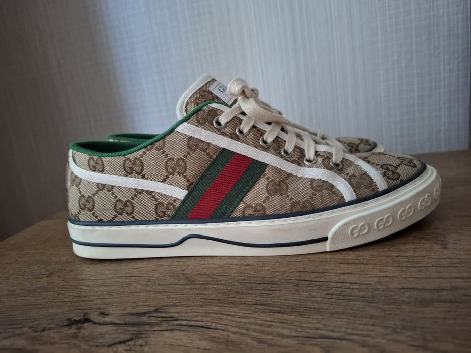 GUCCI обувки 42 номер.