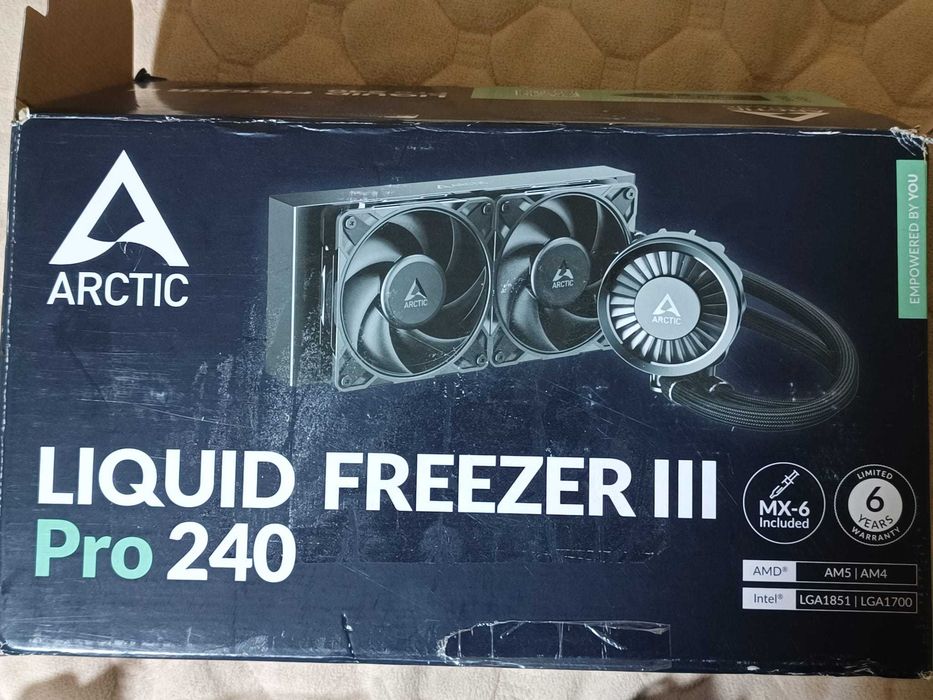 ARCTIC Liquid Freezer III Pro 240 | AMD/INTEL
