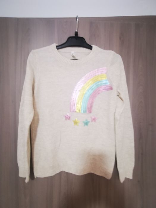 Lot bluze pentru fete 8-9 ani.