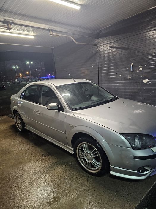 Vand sau schimb ford mondeo cu diverse