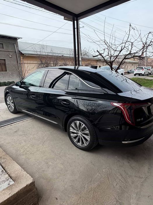 Аренда с Выкупом Hongqi Eq-m5