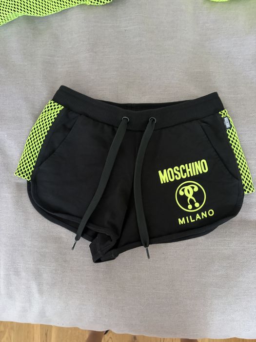 Оригинален плажен сет на Moschino swim