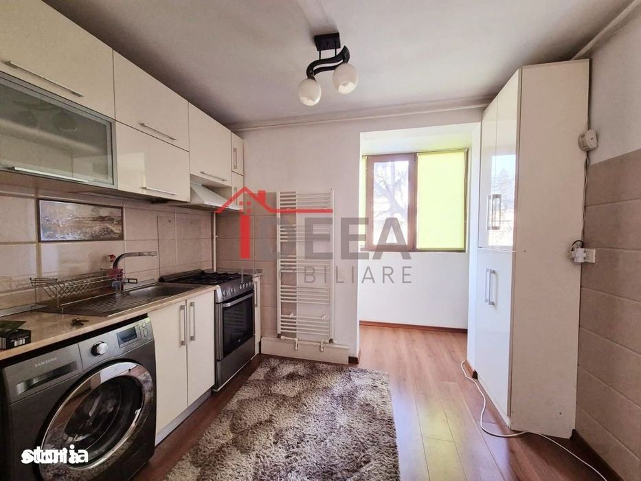 Apartament cu 2 camere, decomandat, ultracentral, Piatra Neamt