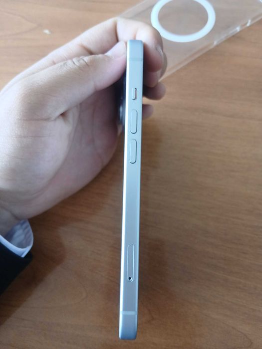 iPhone 15, holati ideal! (Yomkost 88%)