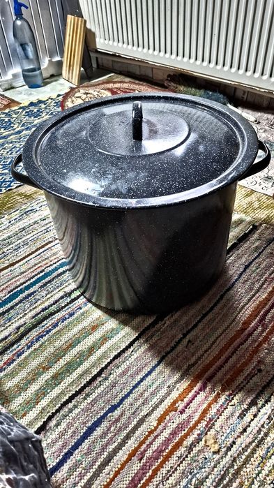 Oală emailată nouă