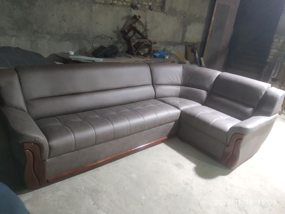 Restavratsiya devan kreslo