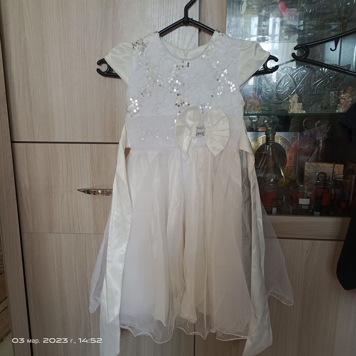 Платья для праздников