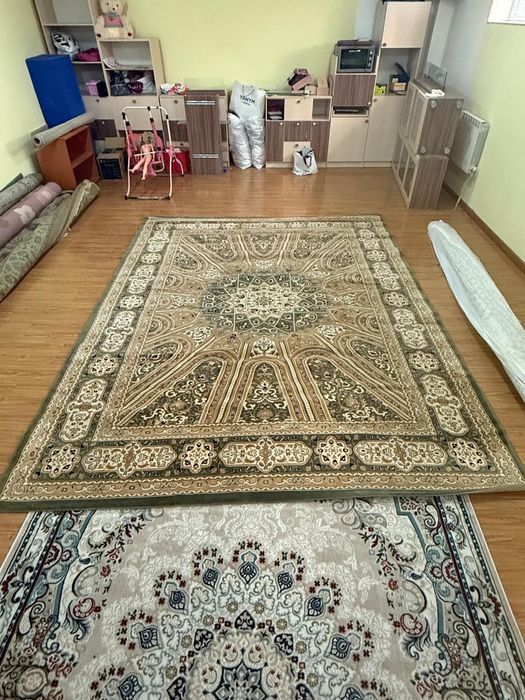 Продам ковры бу разные