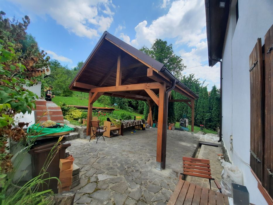 Dulgher, construiesc magazii, aplecători, foișoare, garaje, etc