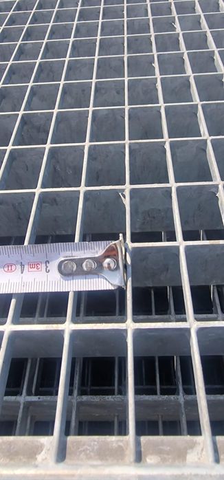 Trepte zincate galvanizate