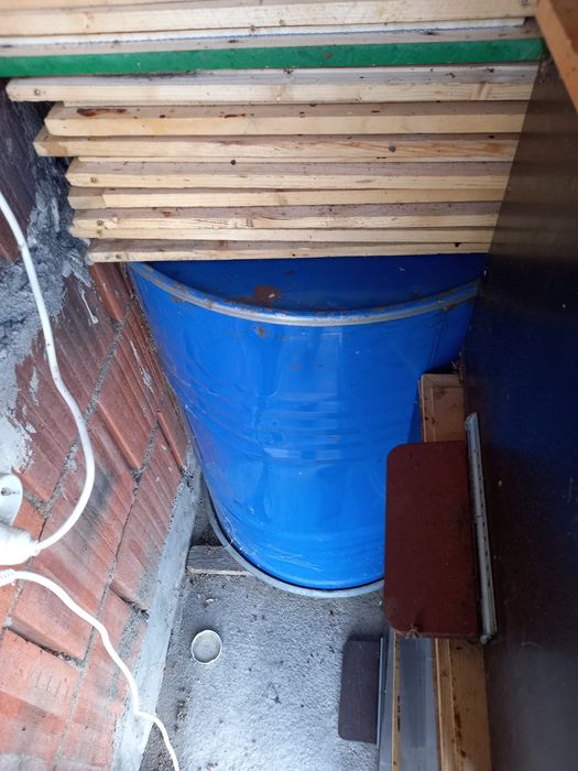 De vânzare 40 famili stupi