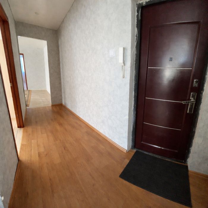 Продается 4 комнатная квартира!