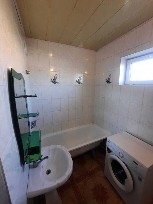 продам 2-х комн квартира в центре города