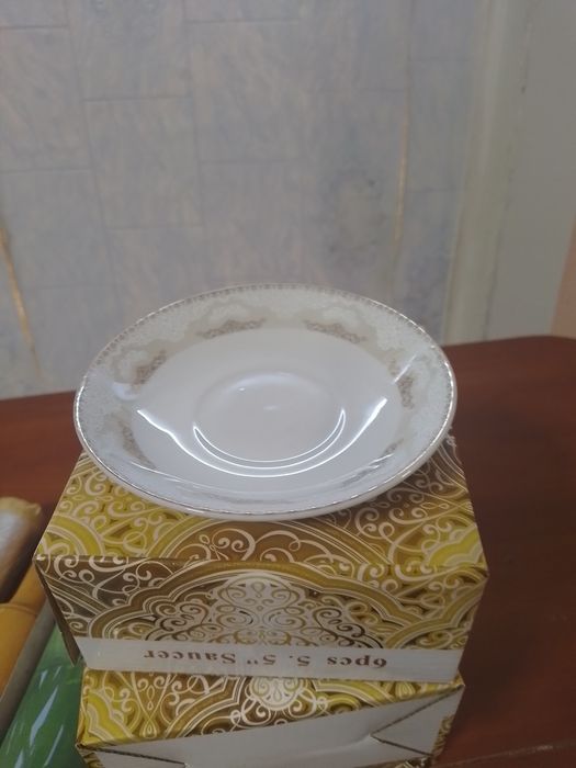 Продам блюдце новые срочно