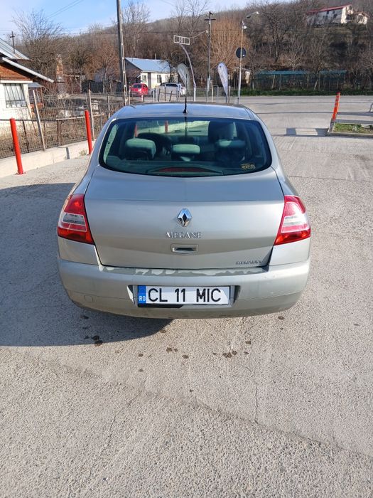 Vând Renault megan 2