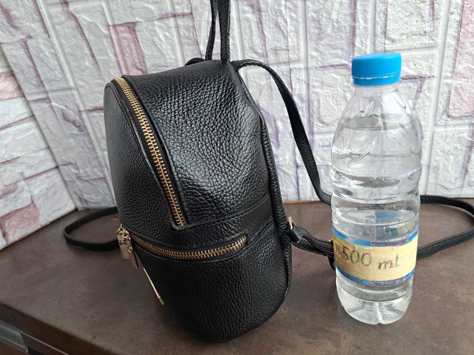 дамска раница,черна кожена,чанта,Antonia Moretti -естествена кожа