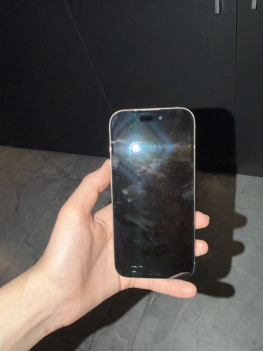 iPhone 15 128GB —СРОЧНО!!